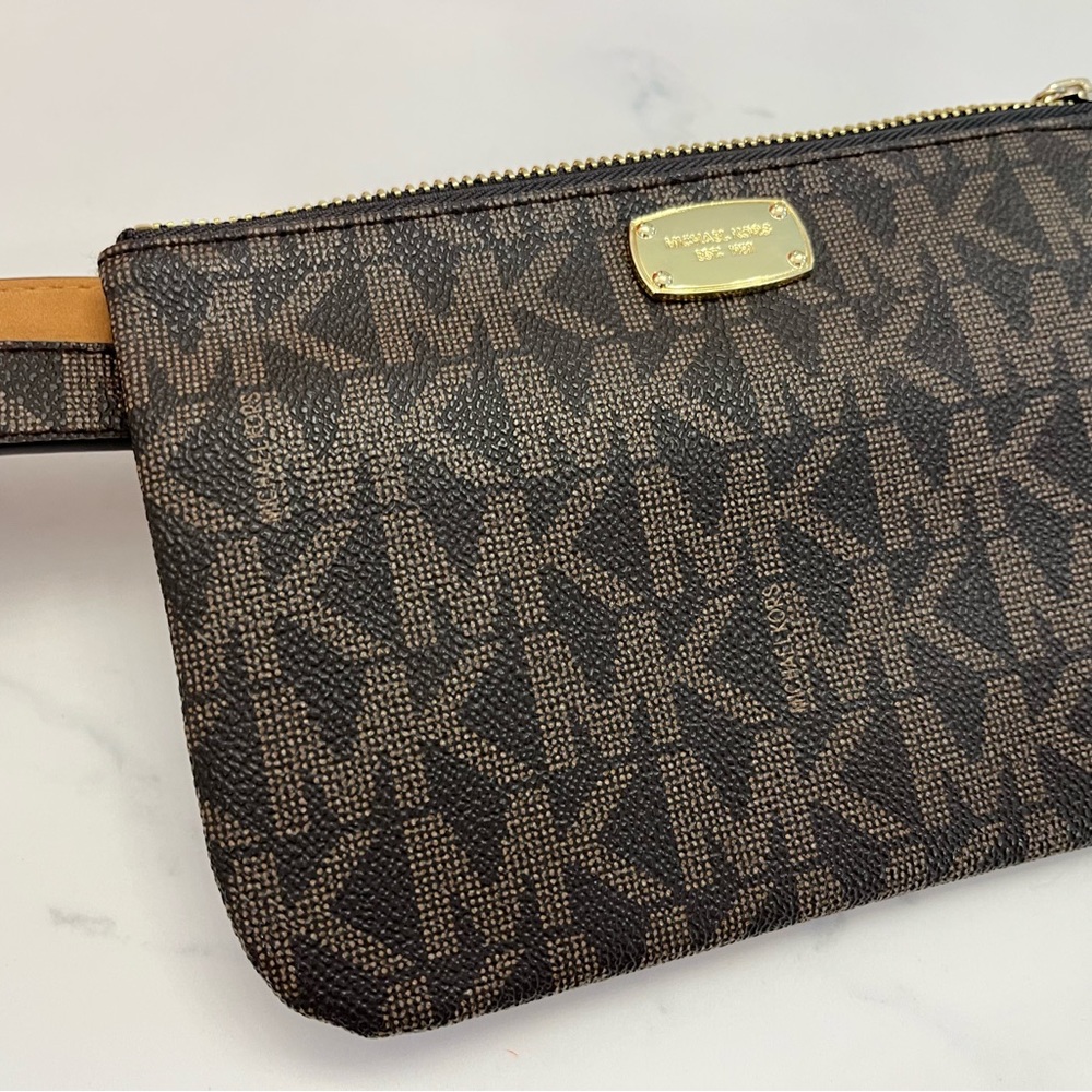 Michael Kors small waist bag